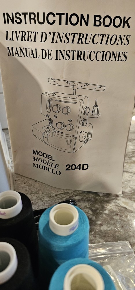 Janome 204D Serger Machine 2005 With Case Thread Tools