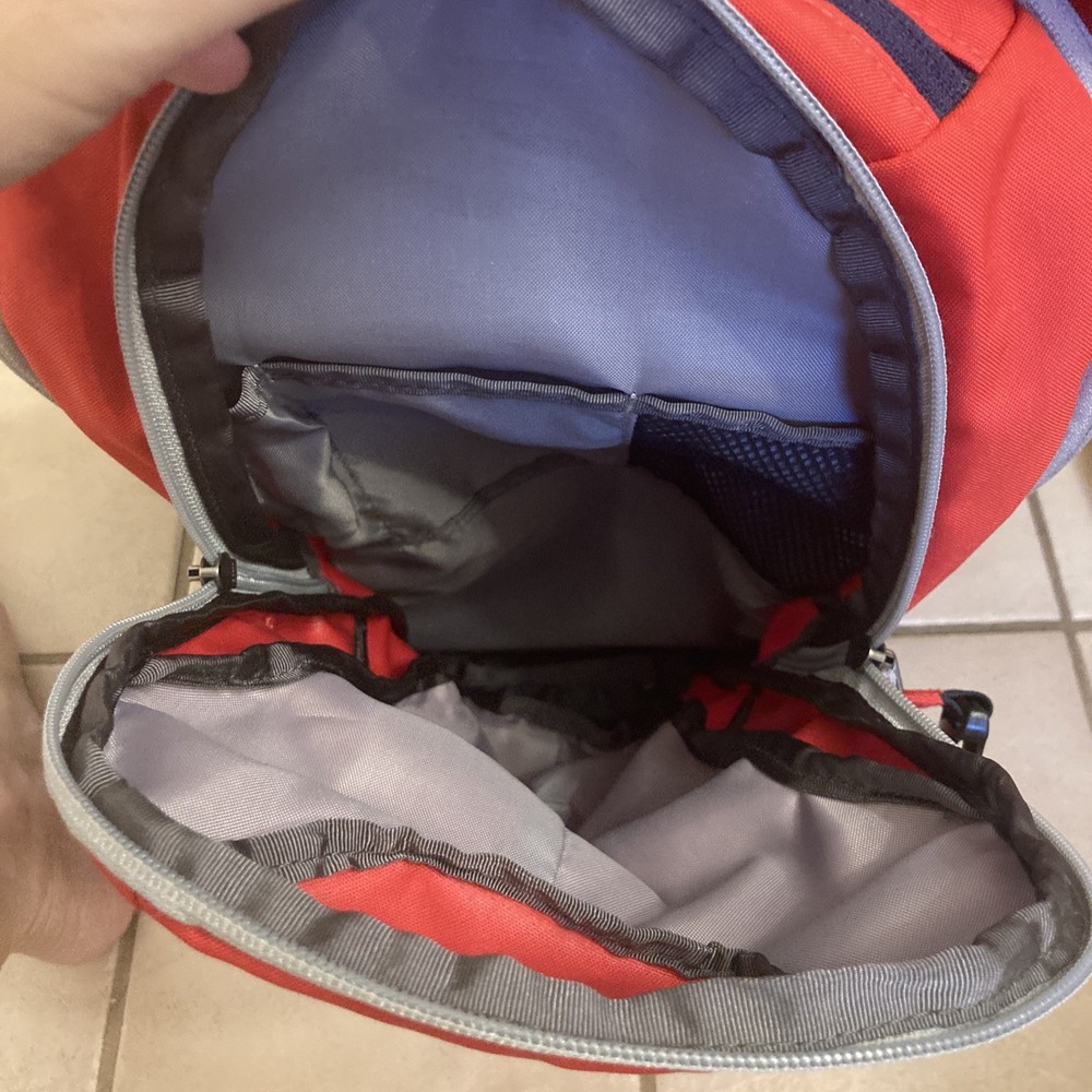 Patagonia Refugio 28L Day Pack Backpack Red Blue New READ