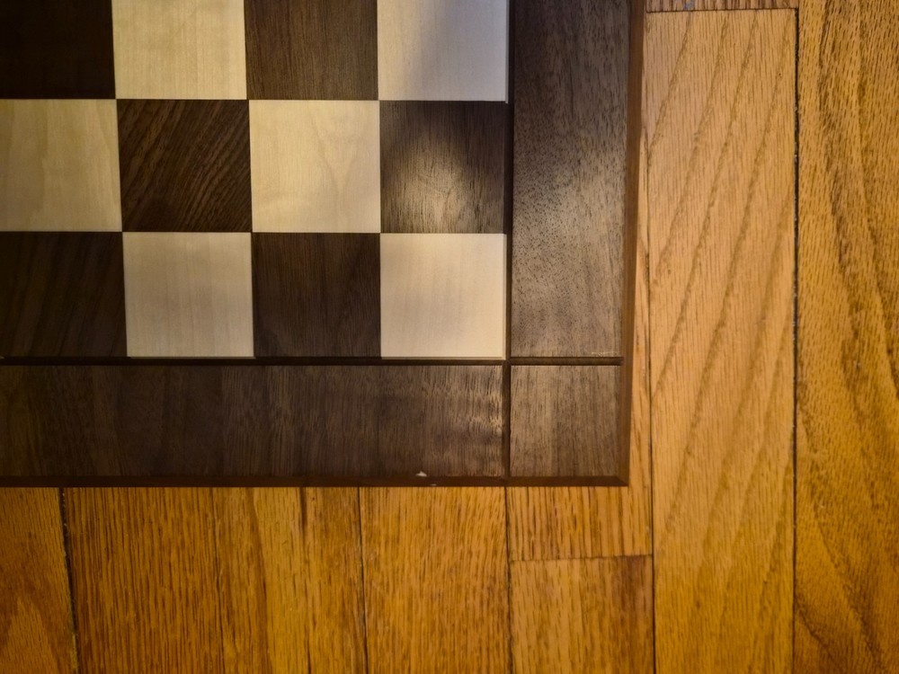 18" Drueke Chess Board with Birch/Walnut Squares