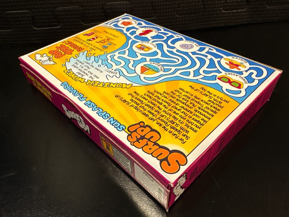 Surfs Up fruit snacks - Empty custom design display box