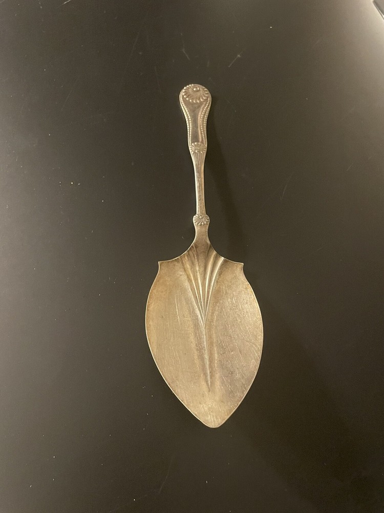 Antique 1847 Rogers Bros. Silverplate Flat Handle Pie Server