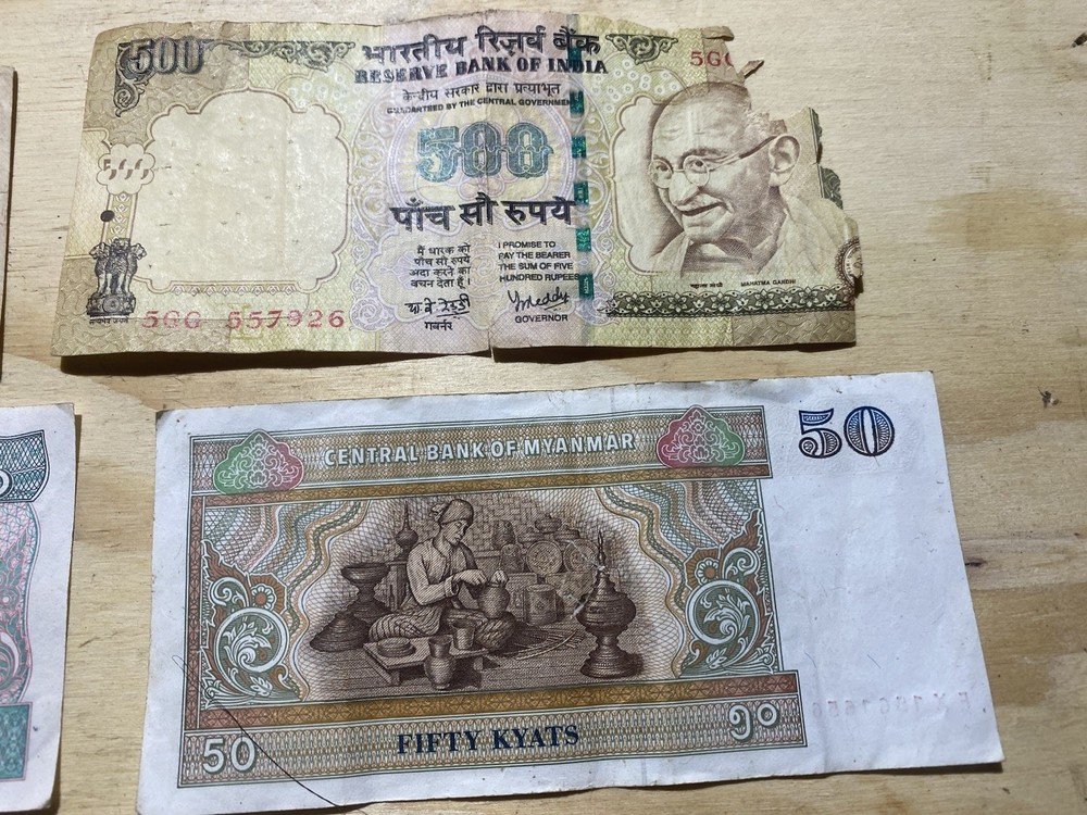 Far East Currency Lot