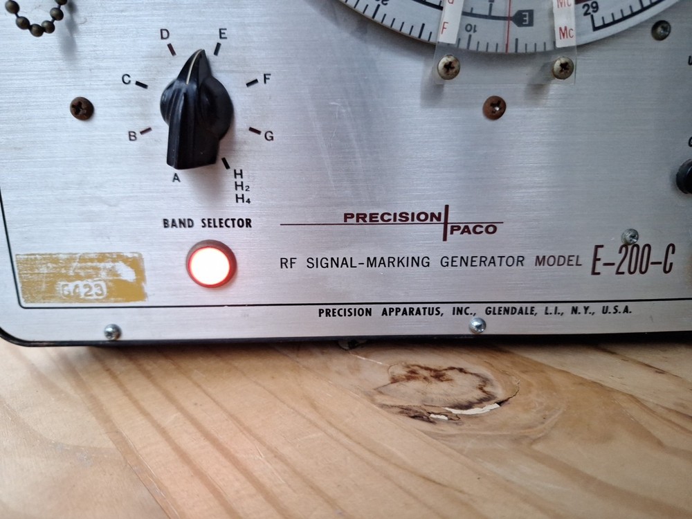 Vintage PRECISION PACO E-200-C RF SIGNAL-MARKING GENERATOR Untested
