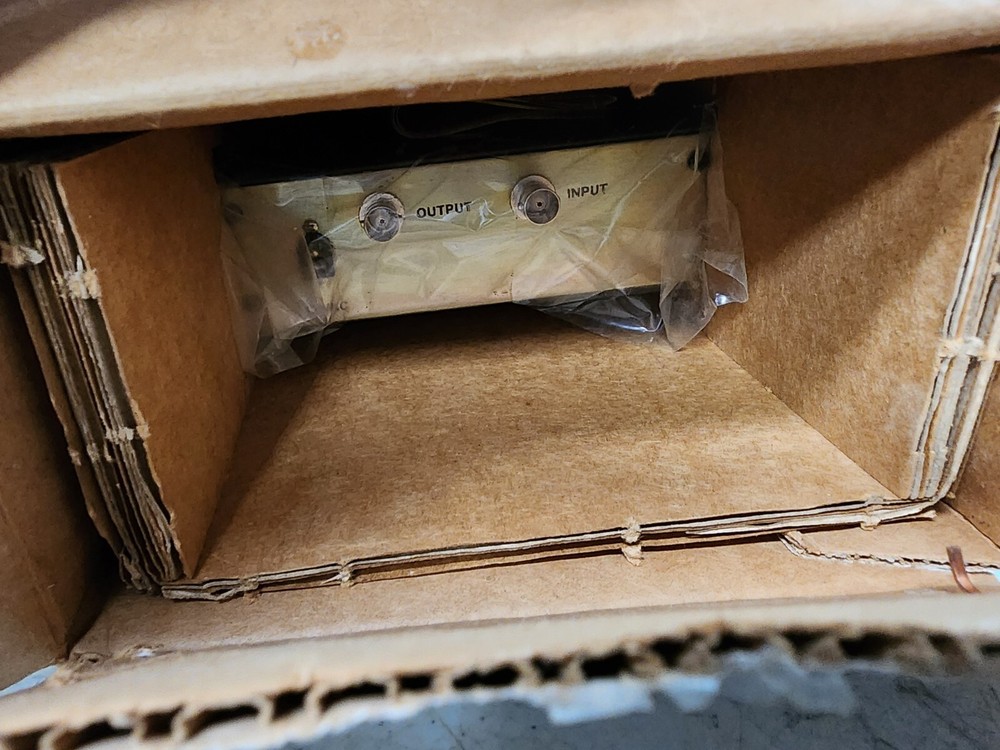 (1) PELCO EA2010 EQUALIZING AMPLIFIER. NOS.