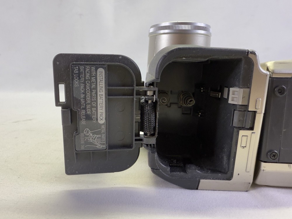 Sharp Viewcam VL-A10U Camcorder Untested (As-is)