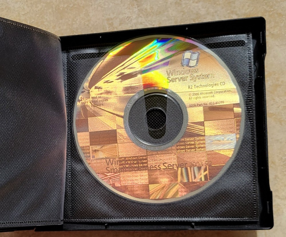 Microsoft Windows Small Business Server 2003 R2, Standard Edition 5-User