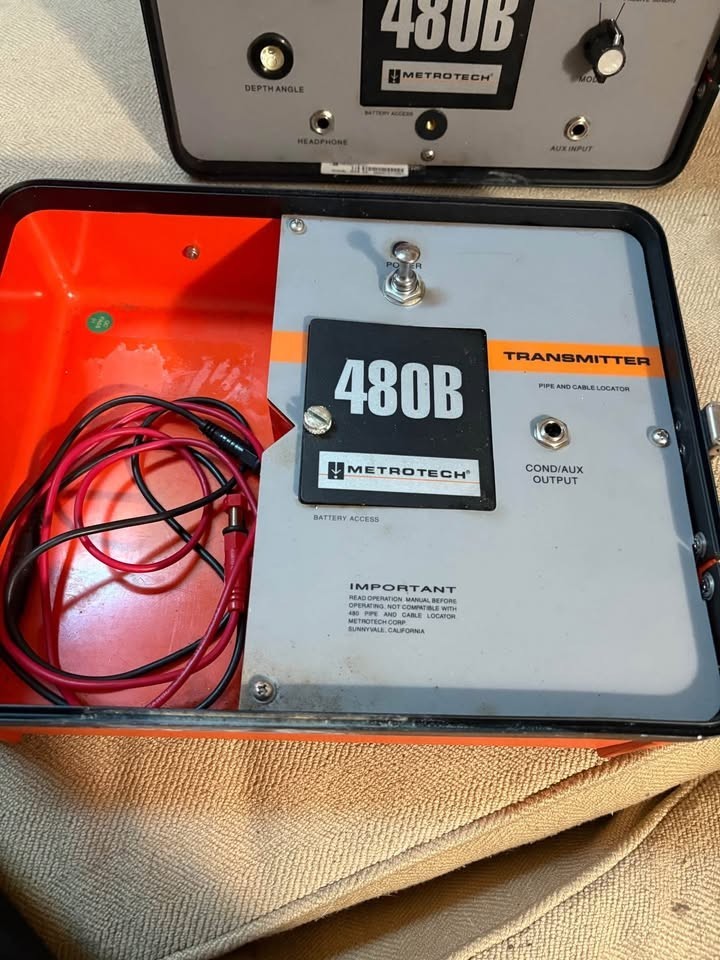 Metrotech 480B Split-Box Pipe & Cable Locator Underground RECEIVER & TRANSMITTER