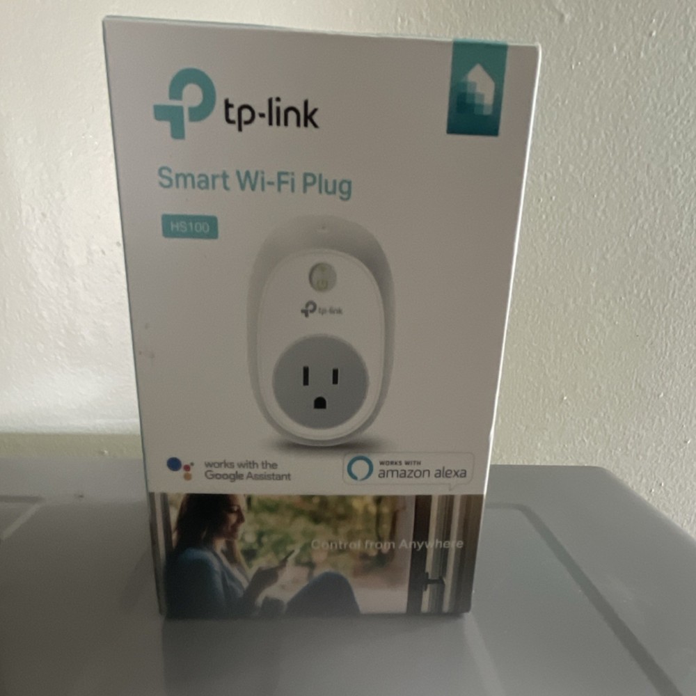 TP-LINK HS100 Smart Wi-Fi Plug, Alexa & Google Assistant Compatible, White