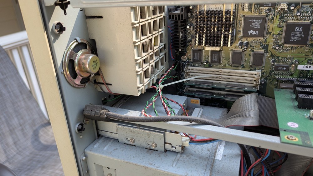 Vintage Untested NEC Ready 7622 Desktop Computer Estate Find