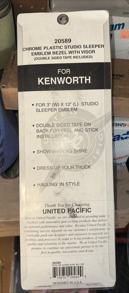 Kenworth "Studio Sleeper" Bezel w/ Visor