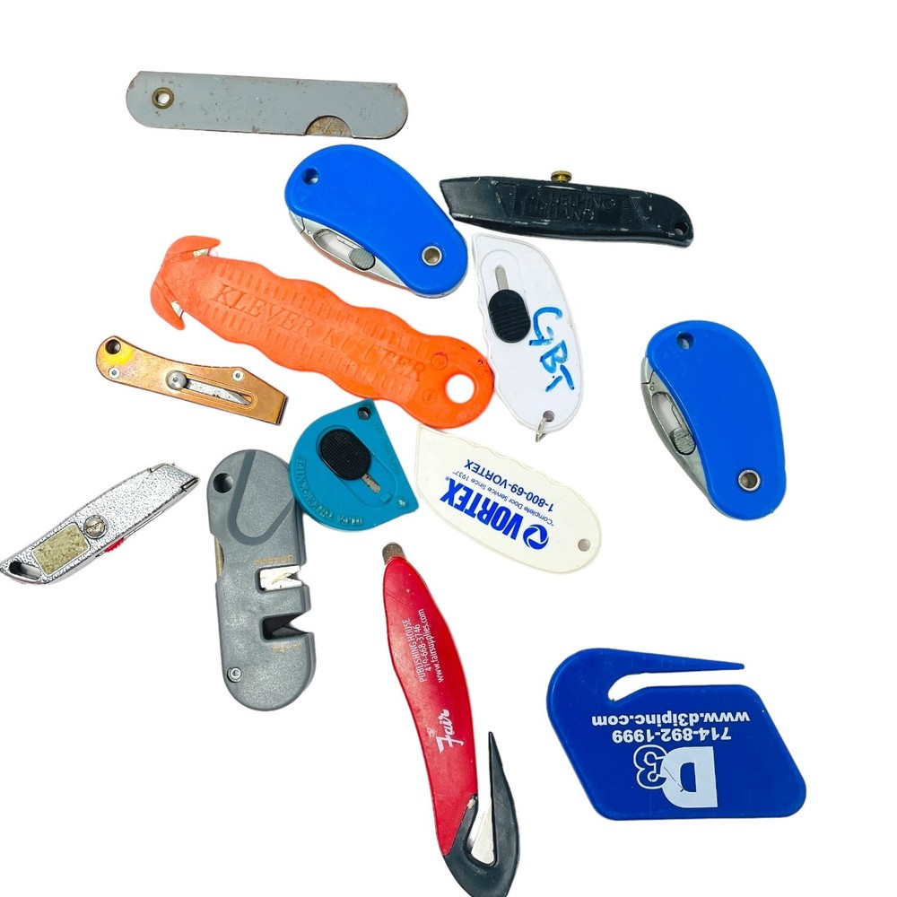 13 pcs Variable Purpose Handy Cutting Tools and Sharpeners Pocket Safety