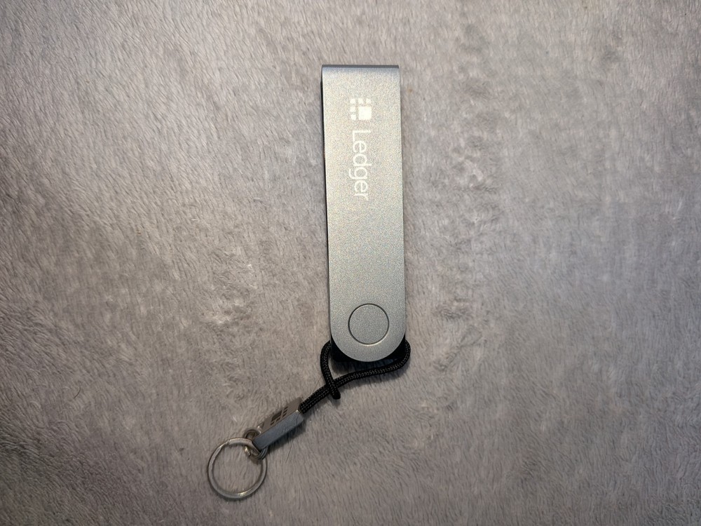 Ledger Nano X Bluetooth Enabled Crypto Hardware Wallet