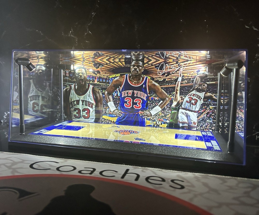 Patrick Ewing 2-card PSA & BGS display case with LED lights - Knicks