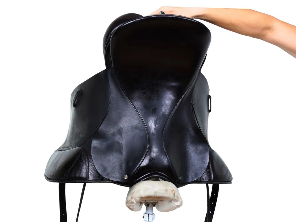County Competitor Dressage Saddle