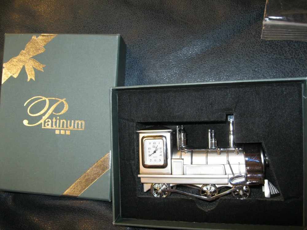 Locomotive Engine Train  Watch Clock Desk by Platnium