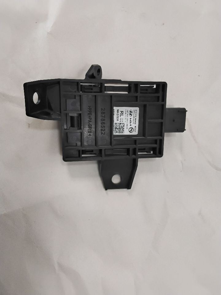 SANTA FE  2024 Camera/Projector 126873