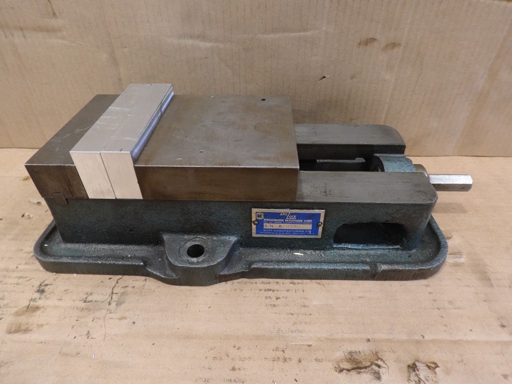 Kurt D60 AngLock 6" Milling Machine Vise KB8