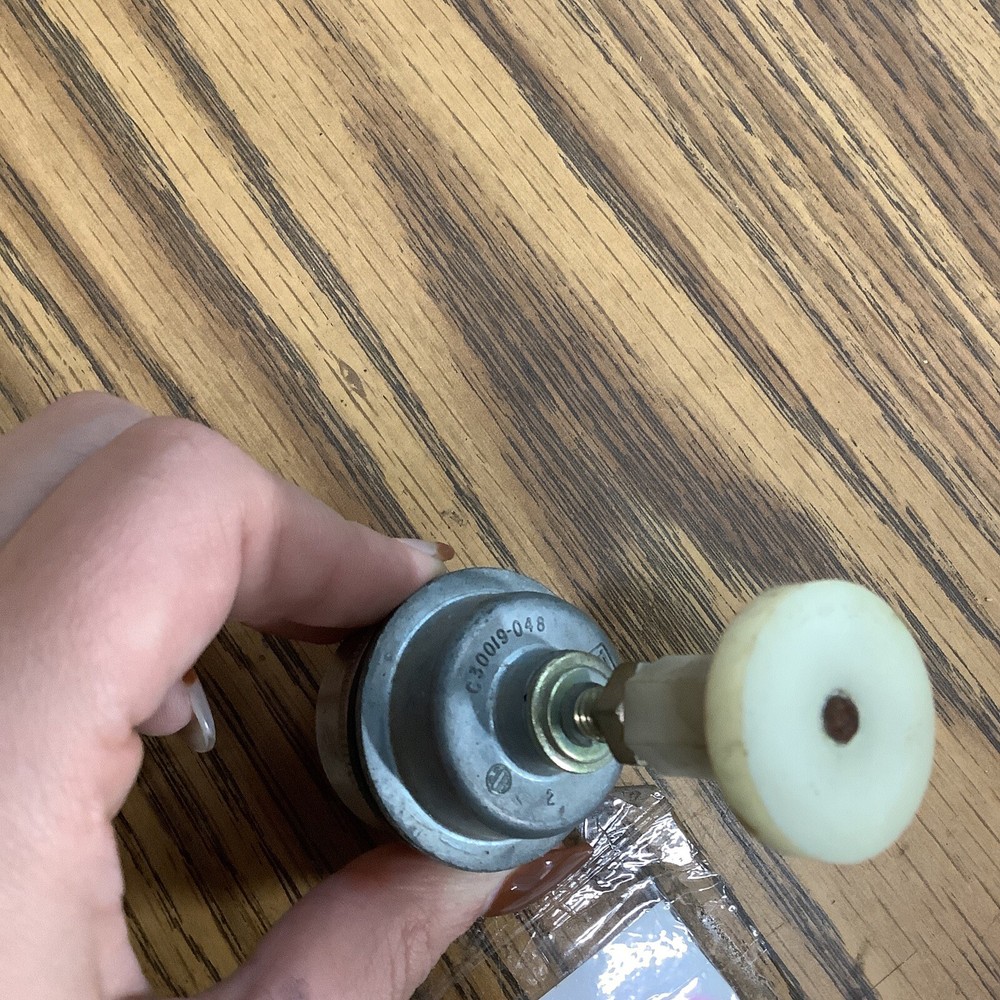 Square D Reset Button C30019-048