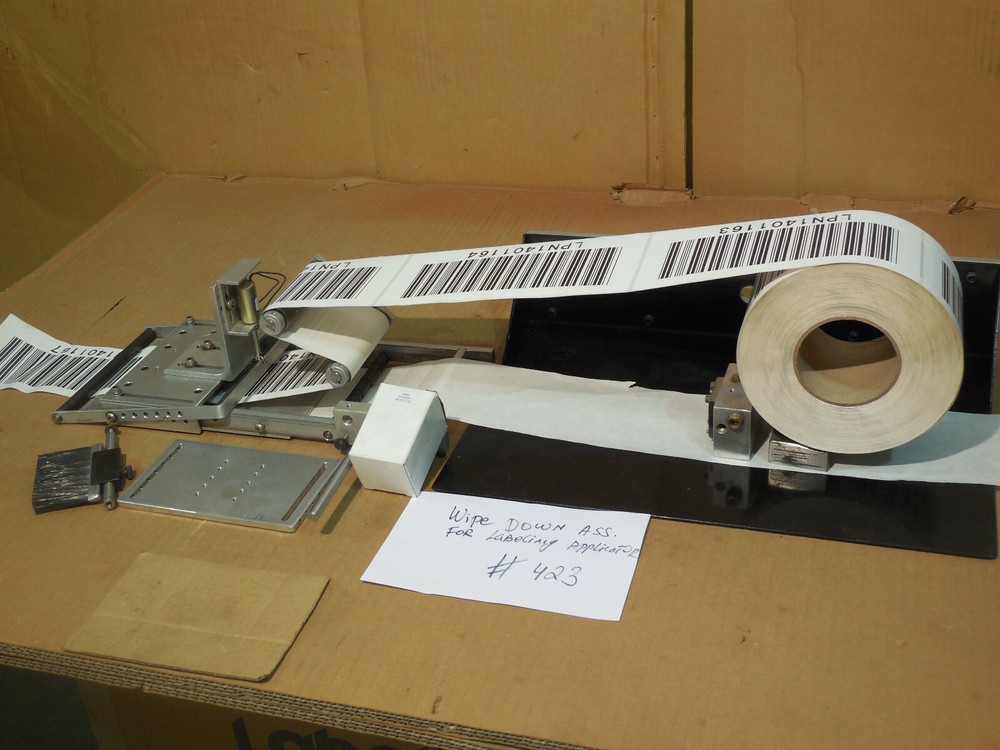 Wipe Down Assembly For Labeling Machine