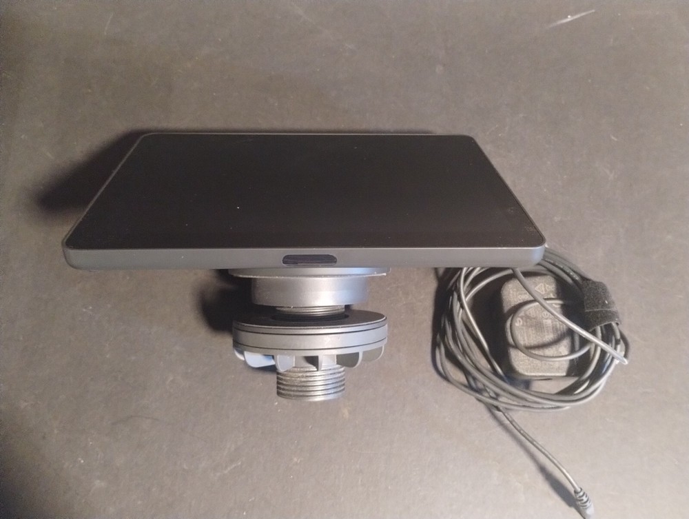 Logitech Tap Touchscreen 939-001950 plus Table Mount - Tested Qty Avail