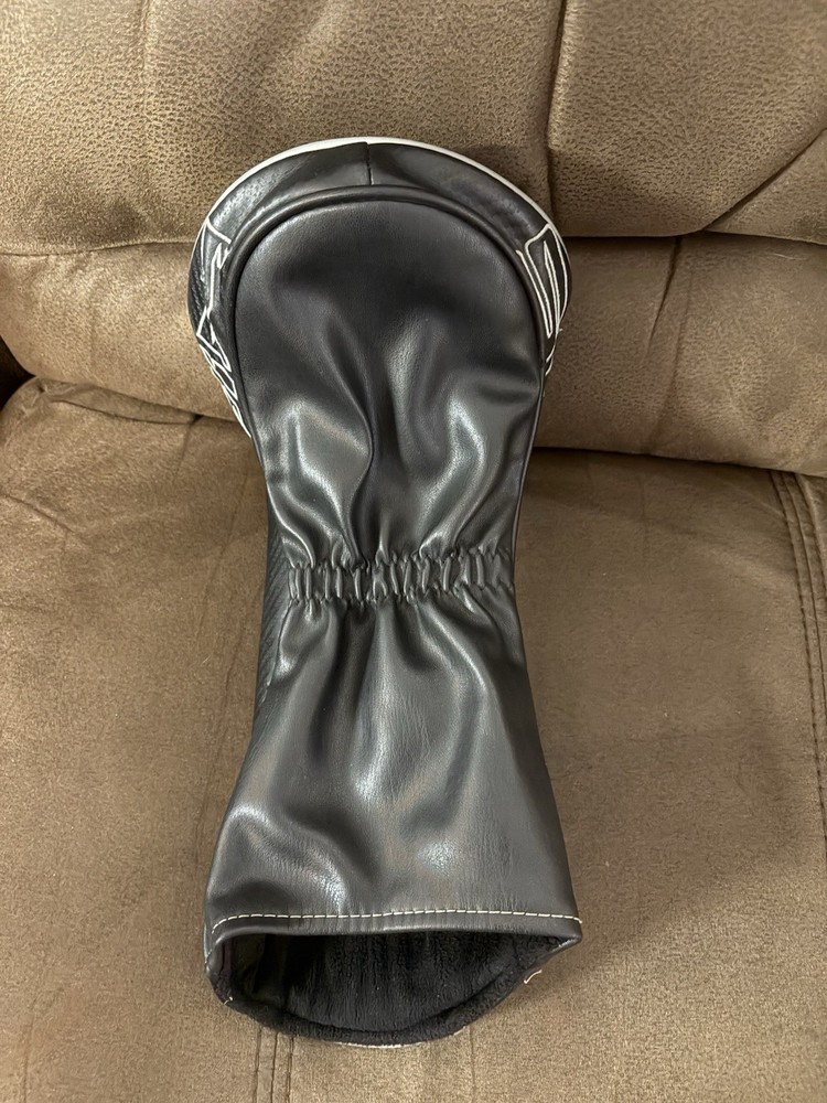 TaylorMade SIM Driver Headcover - Multicolor