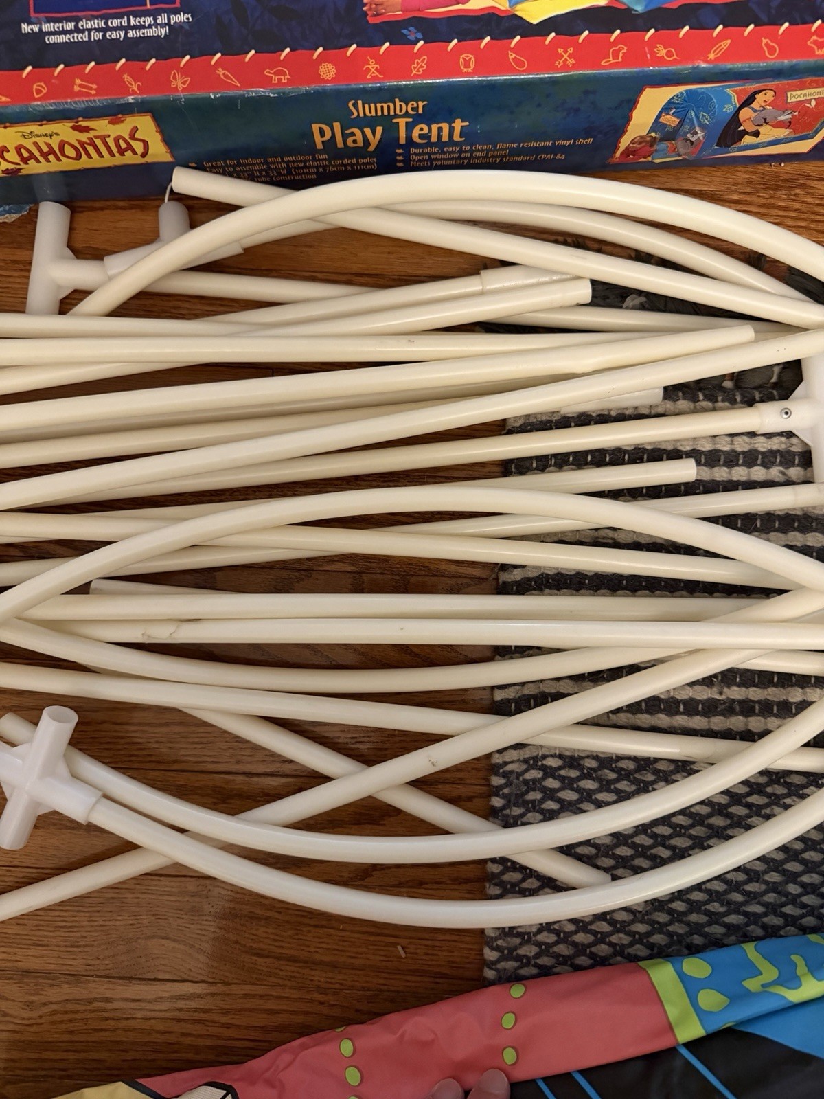 RARE Vtg Disney Pocahontas Vinyl Slumber Kids Play House Camp Tent 40x30x44 Used