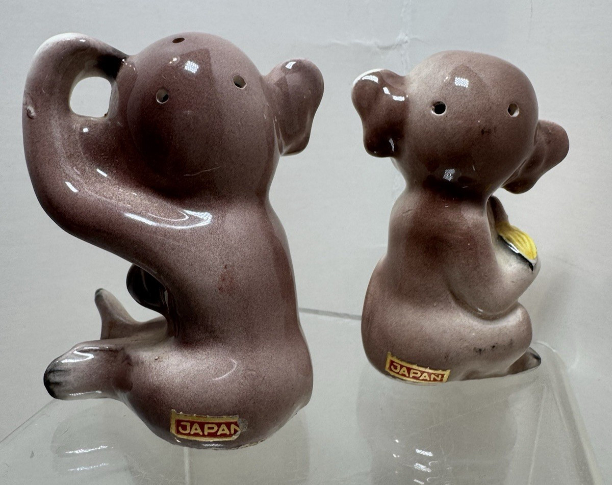 Vintage Monkey Salt and Pepper Shakers JAPAN Eating Bananas 1950s Kitsch Kitchen