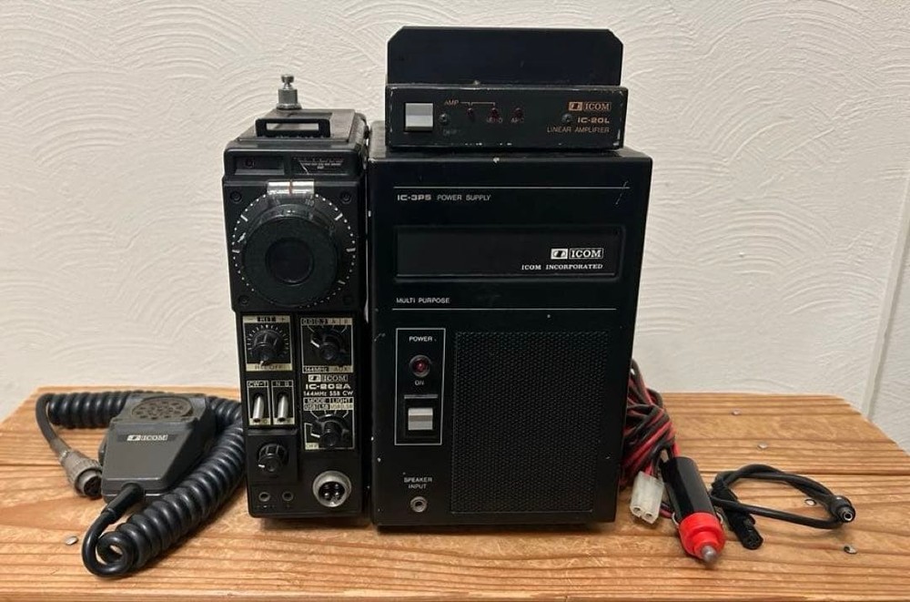 Icom IC-202A 144MHz SSB CW Transceiver Untested as is