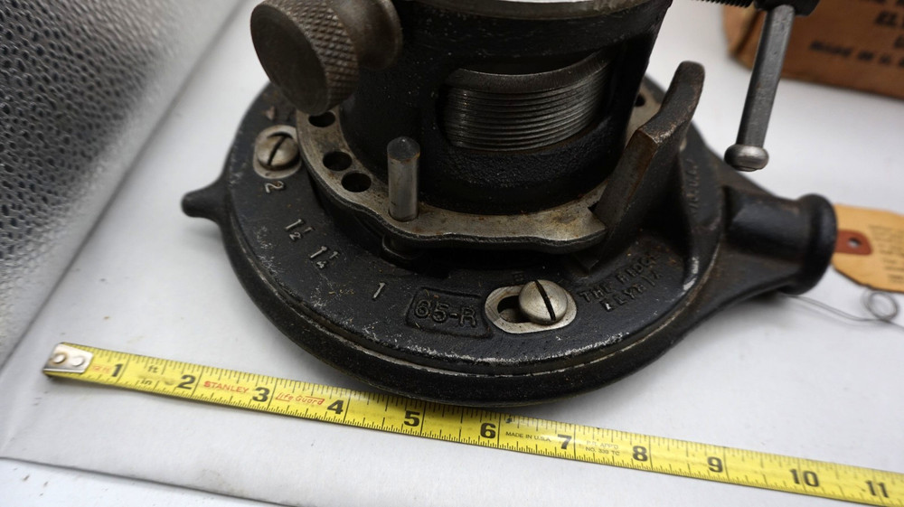 RIDGID 65R Pipe threader 1" TO 2" ADJUSTABLE PIPE THREADING TOOL 65-R NOS