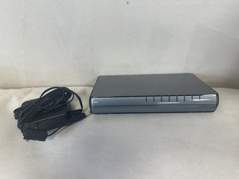 3Com  Gigabit (3CGSU08) 8-Ports External Switch