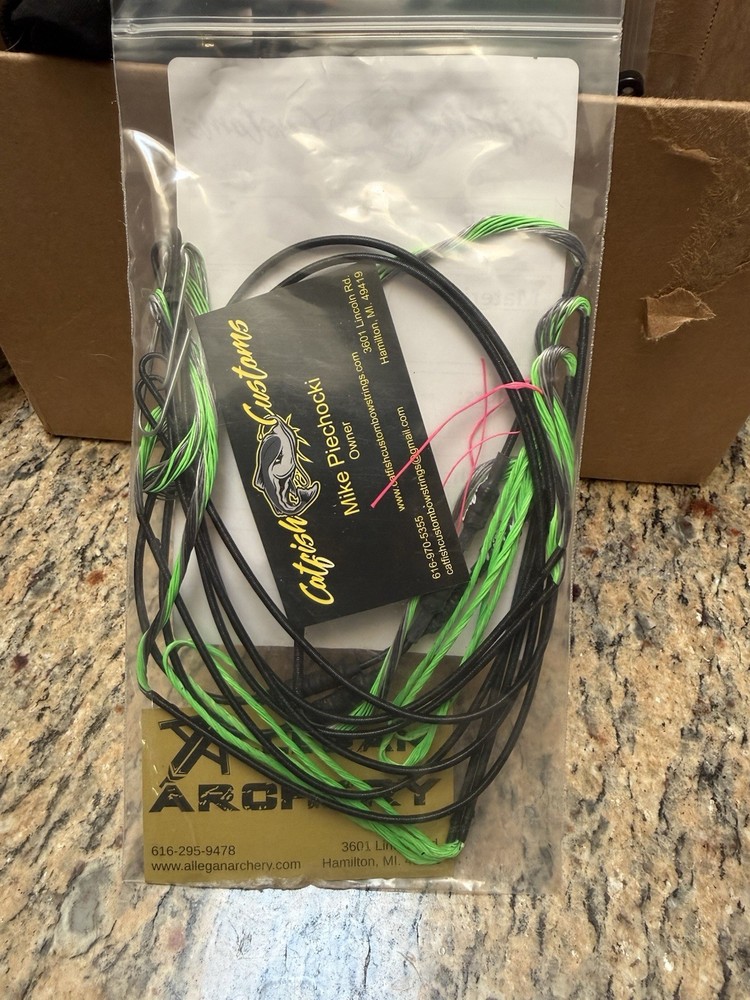 Catfish Custom Bowstring, Mathews Lift RS