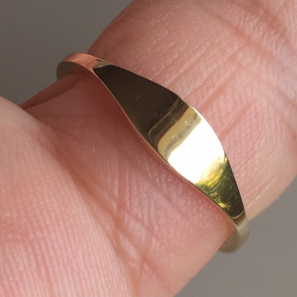 14K Yellow Gold Lady’s Ring, Solid Gold