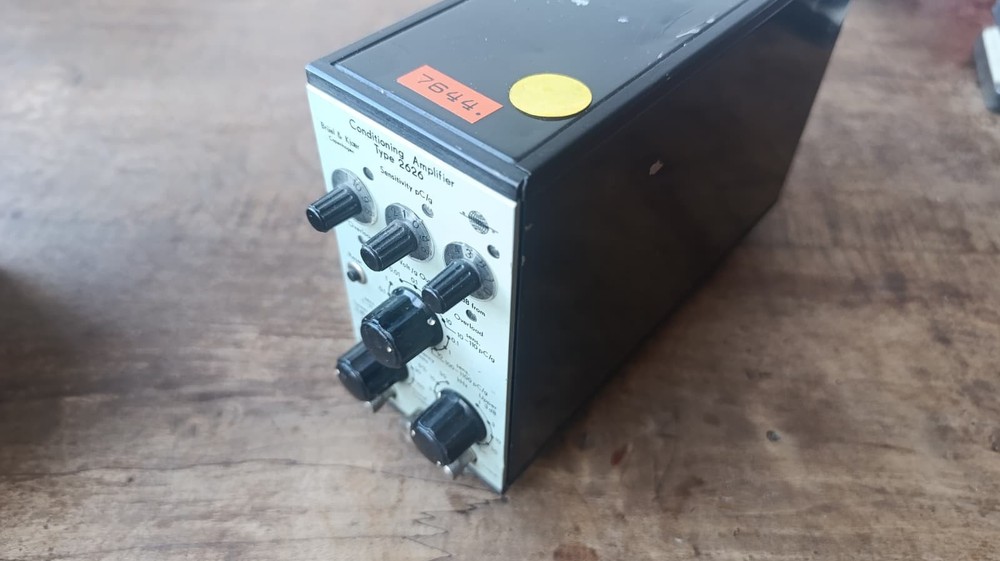 Brüel & Kjær Type 2626 Conditioning Amplifier