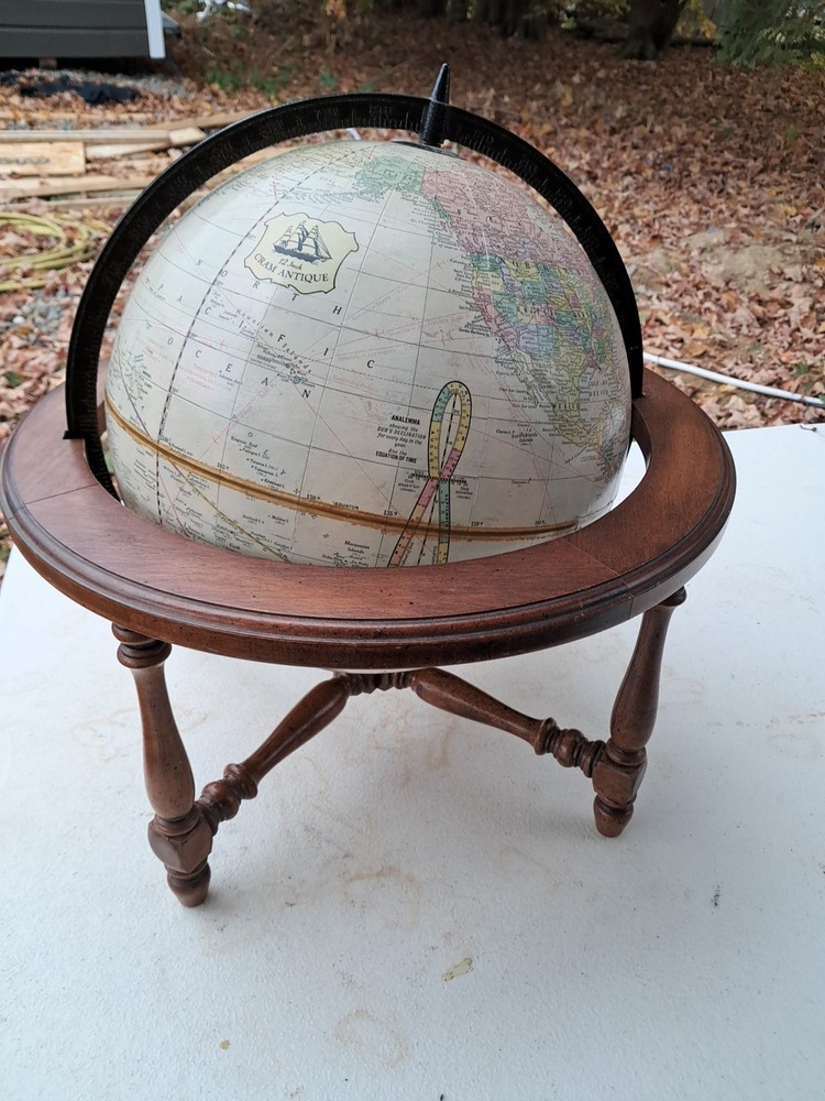 Crams 12" Globe With Butler Stan