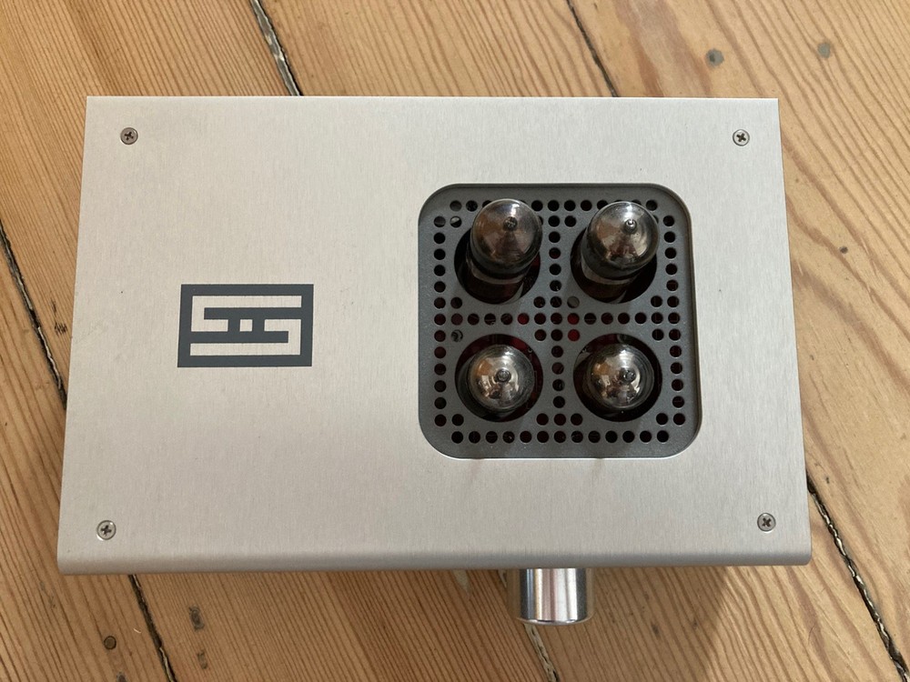 Schiit Valhalla 2 Headphone Amplifier Great Condition Pre-Owned