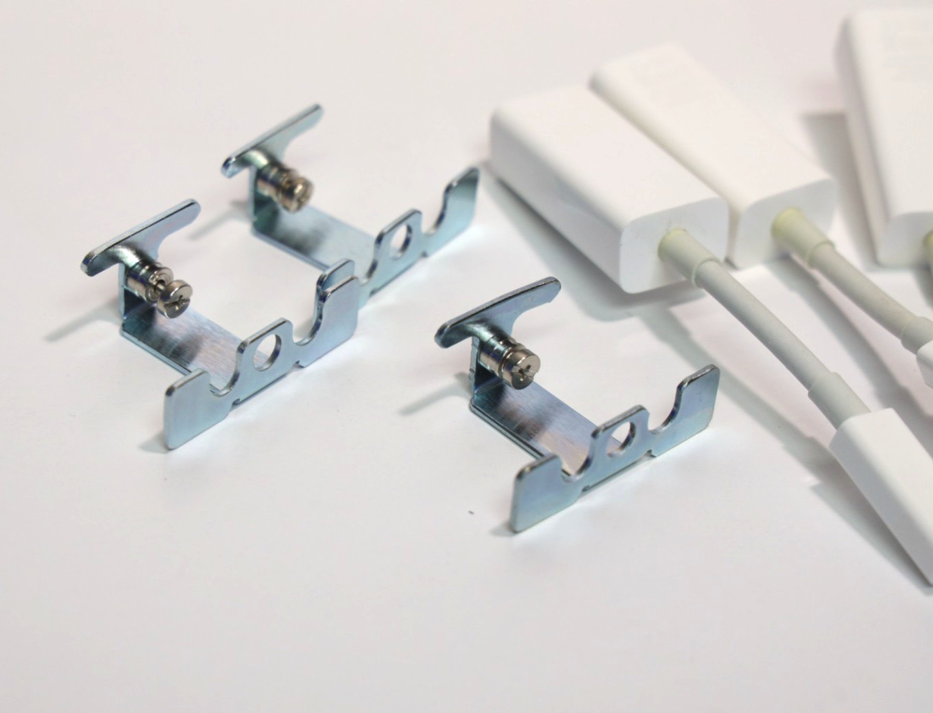 Apple A1433 Thunderbolt to Gigabit Ethernet Adapter w/ Bracket