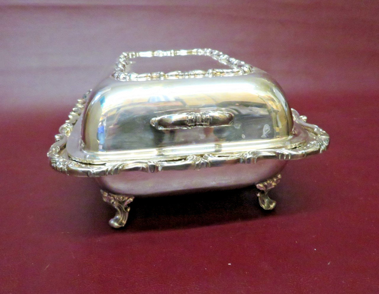Vintage International Orleans Silverplate Rectangle Covered Vegetable Dish #5753