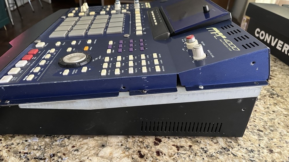 Akai MPC4000
