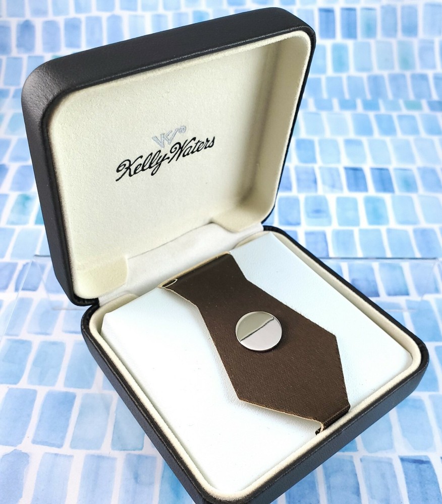 Kelly Waters Silver tone Tie Tack