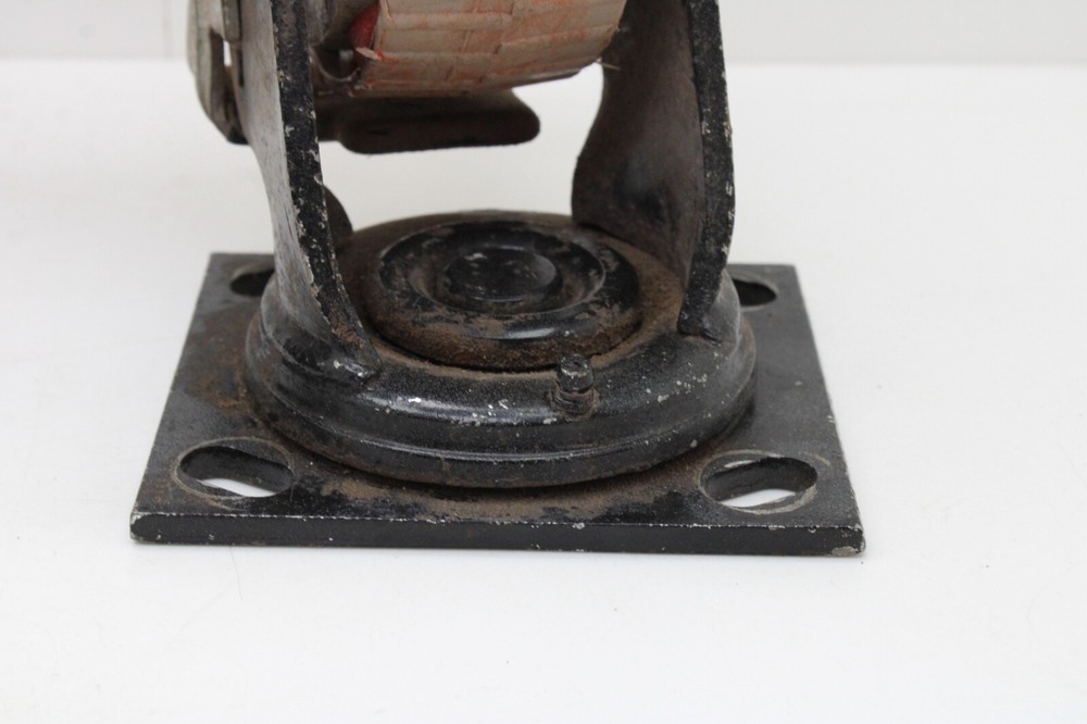 (2) Mac Tools 6" x 2" Tool Box Caster Wheel With Lever Lock