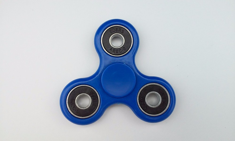 Fidget Spinner Blue Triangular Spinner Handspinner Fingerspinner