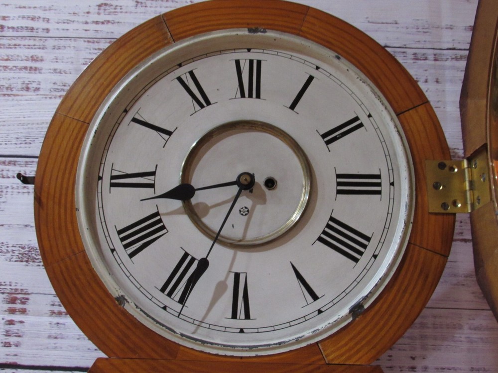 Antique New Haven Regulator Wall Clock 8-Day Time, Key-wind