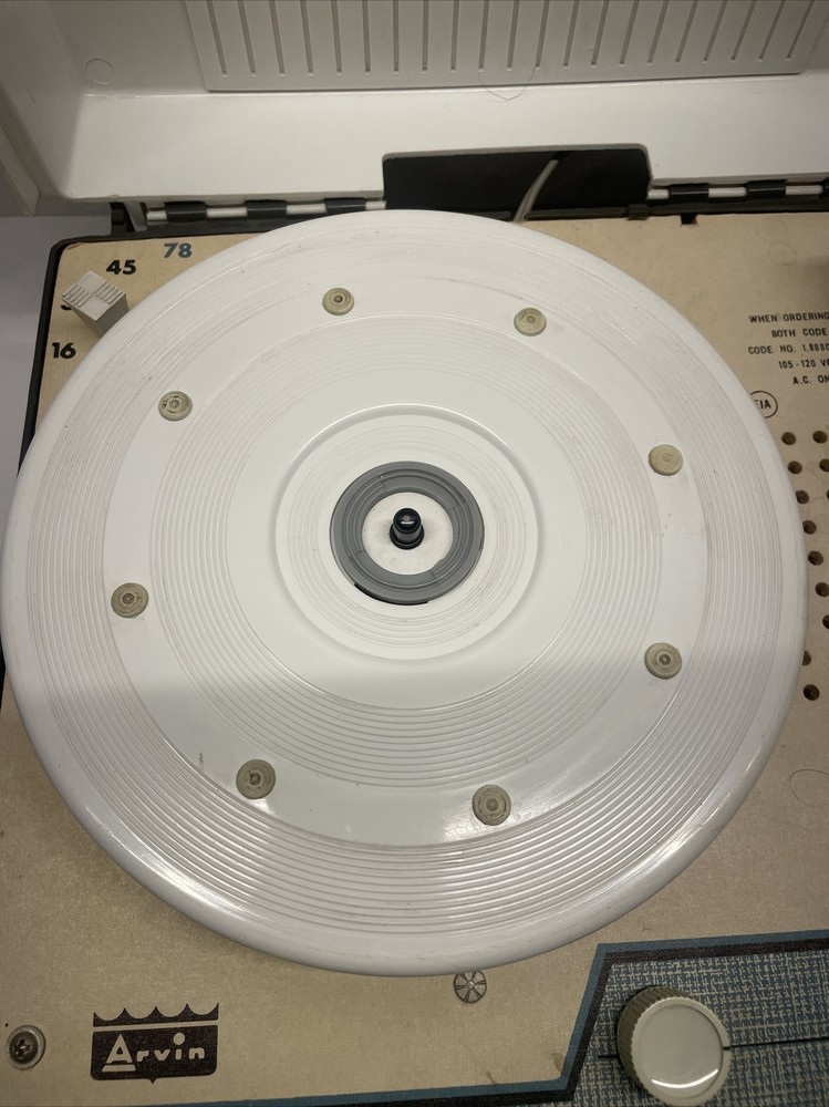 Vintage Arvin Phonograph Model 45p49