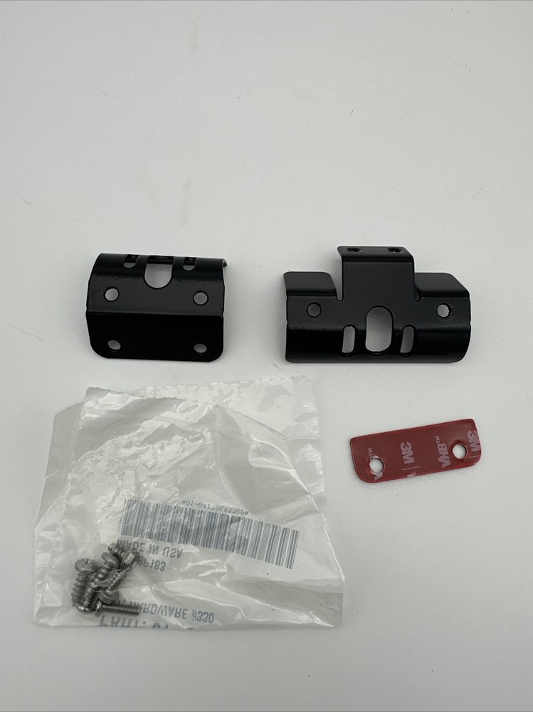 WHELEN ION UNIVERSAL MOUNT BRACKETS (Pair)