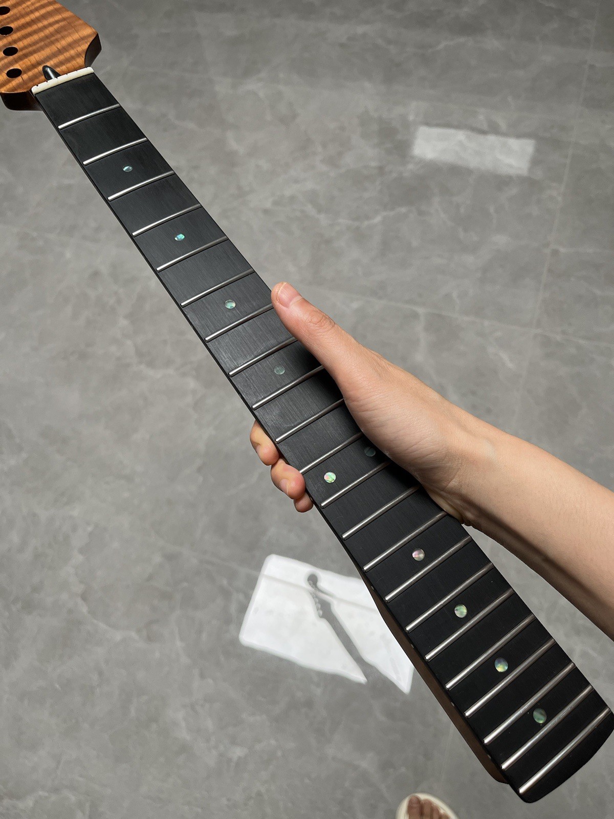 NEW Stainless Jumbo Frets Ebony 22fret Roasted Flame Maple electric guitar neck