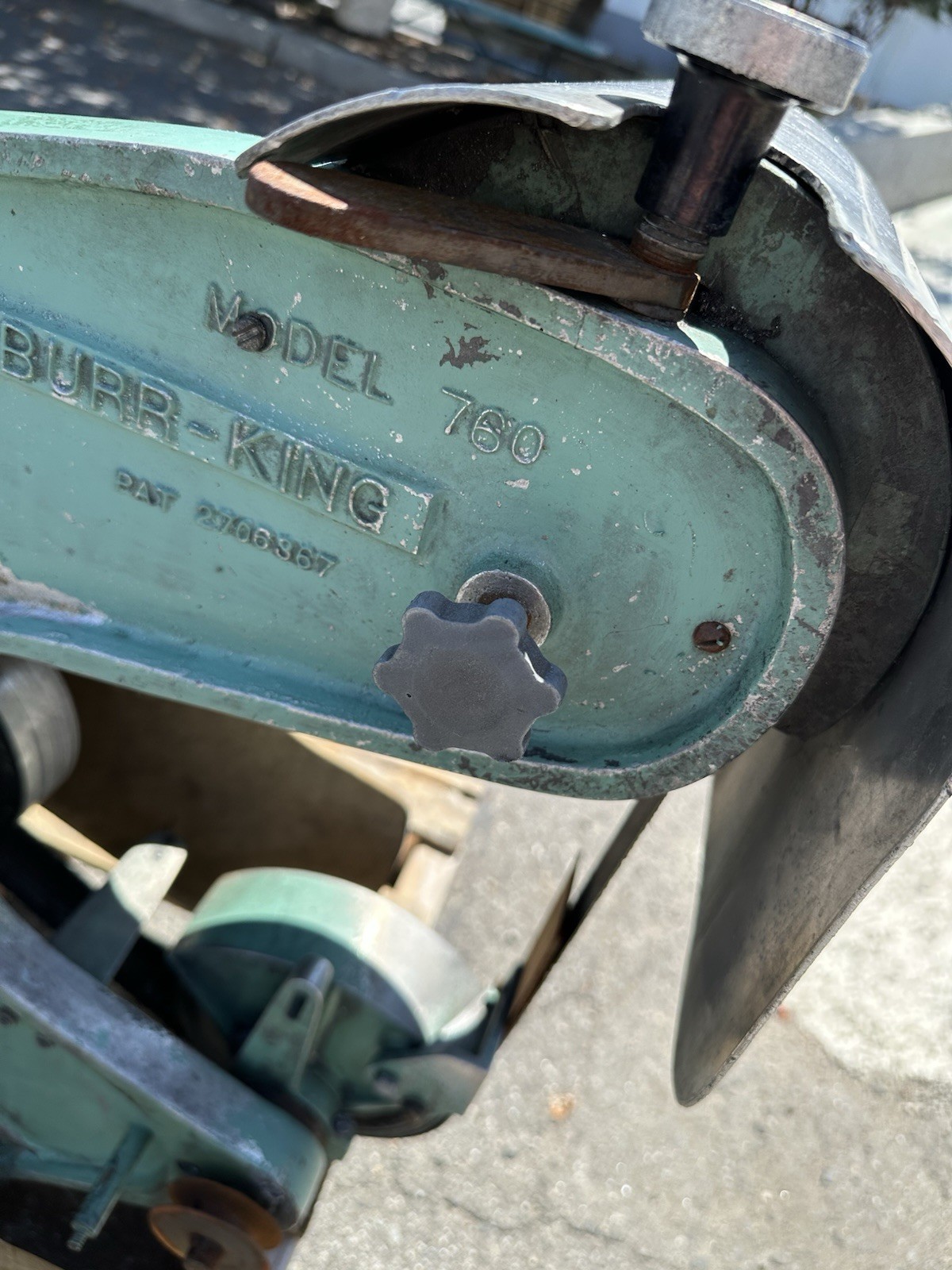 Burr King 760 3-Wheel Belt Grinder #6716