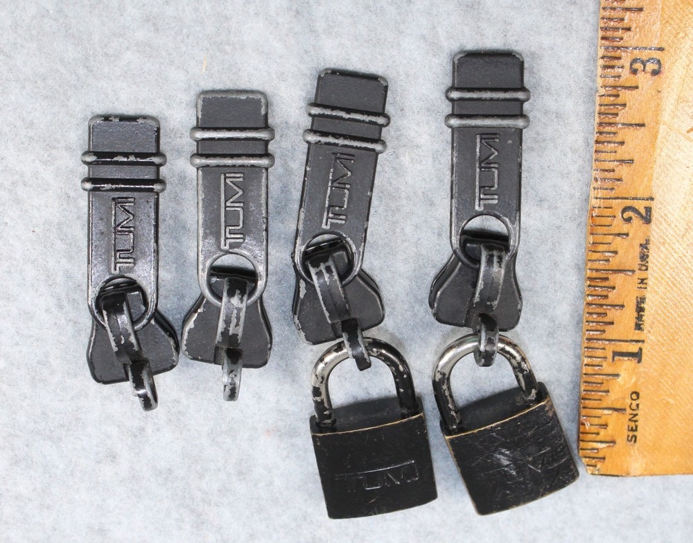 Tumi Replacement Parts Black Large Locking Zipper Pull Tabs Sliders padlock