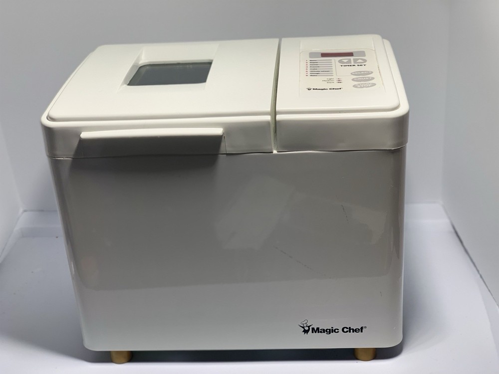 Magic Chef Bread Maker ES1850 Automatic 1.5 lb & Instruction Manual Free Ship