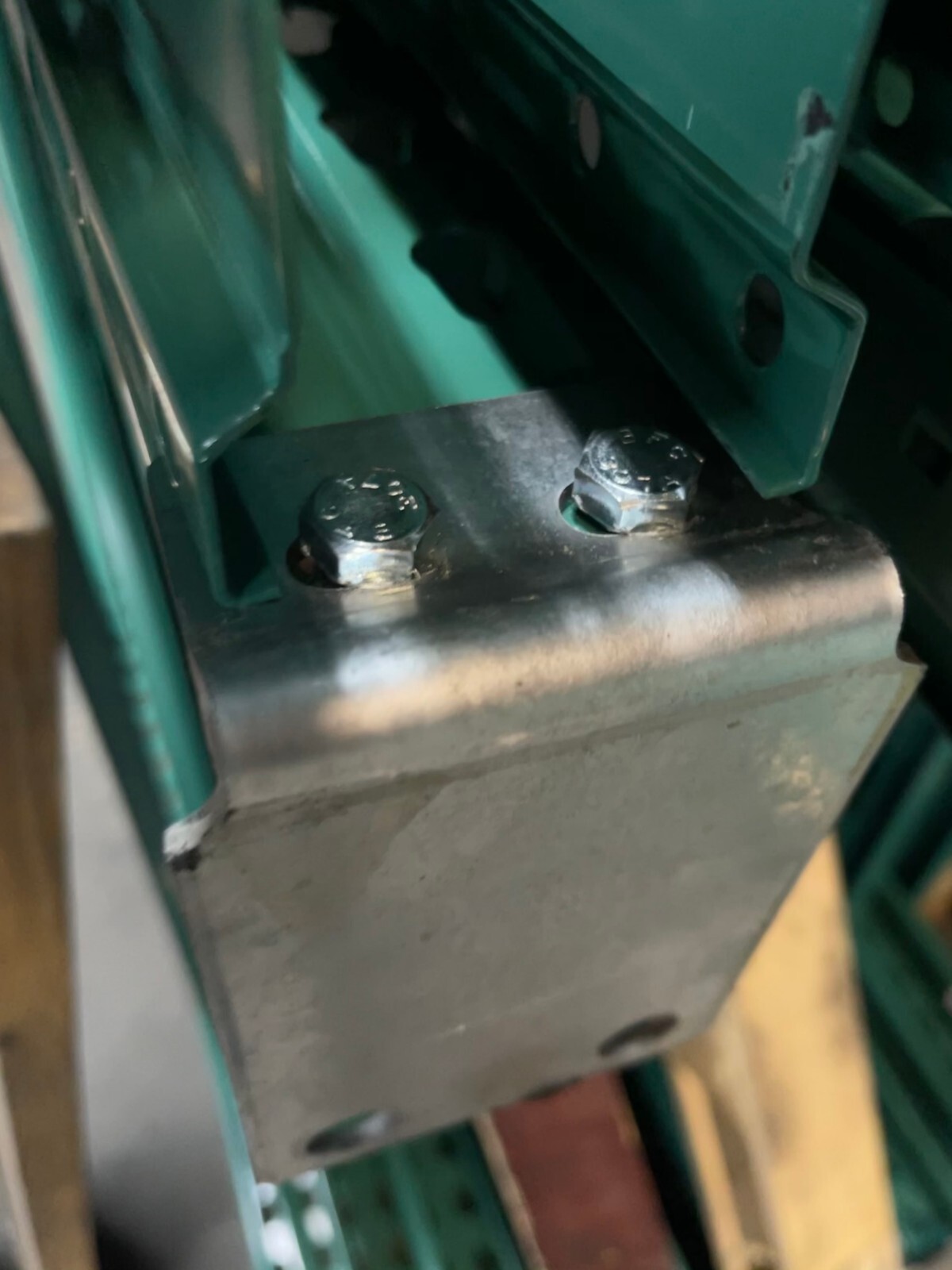 (50) Pallet Racking Universal Foot Plates for Uprights, Nuts and Bolts included