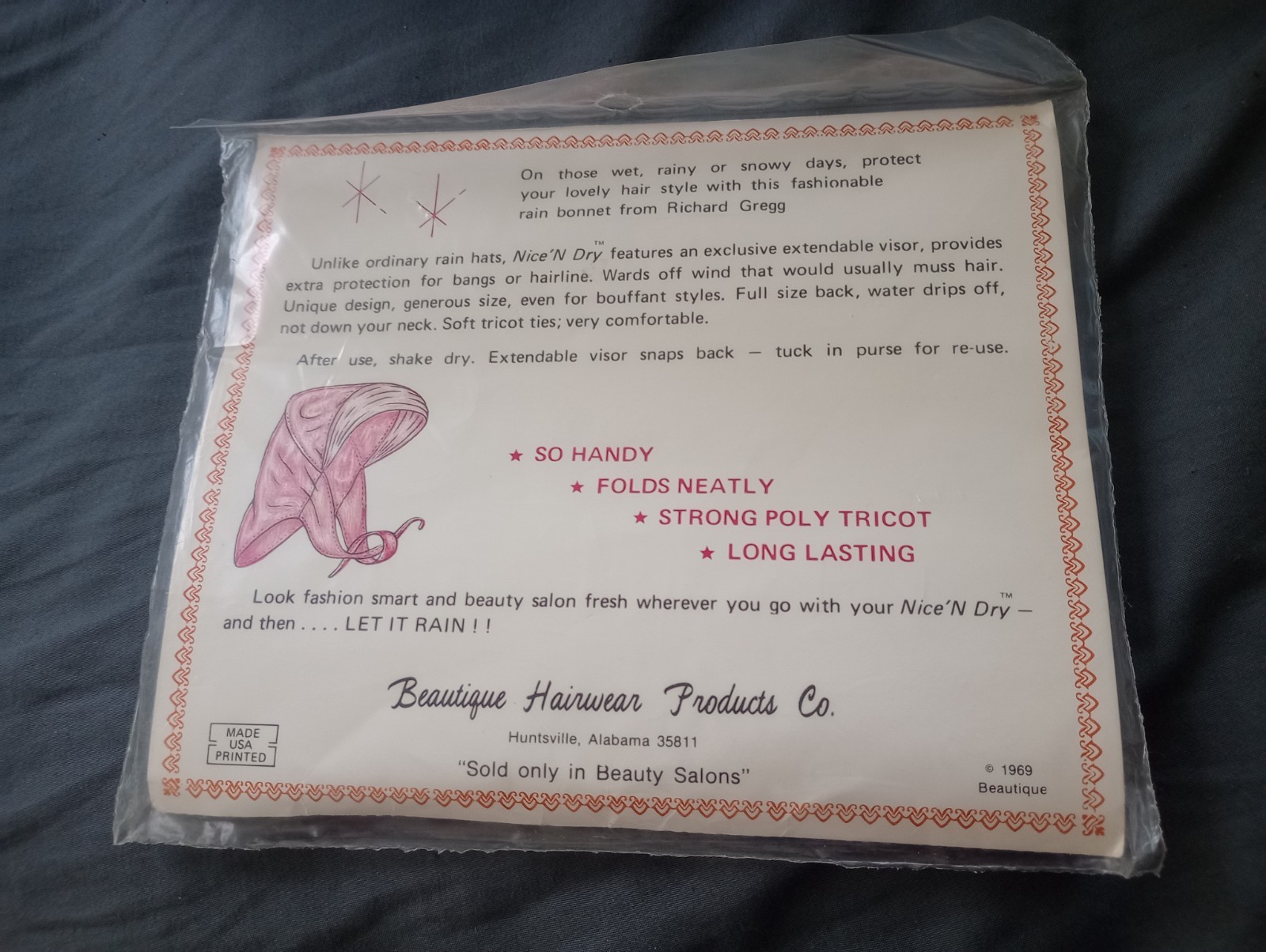 NOS Vintage 1960s RAIN BONNET NICE 'N DRY #234 White Made In USA 1969